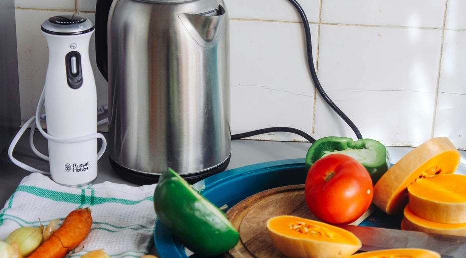 Химик назвала три действенных средства для удаления накипи в чайнике