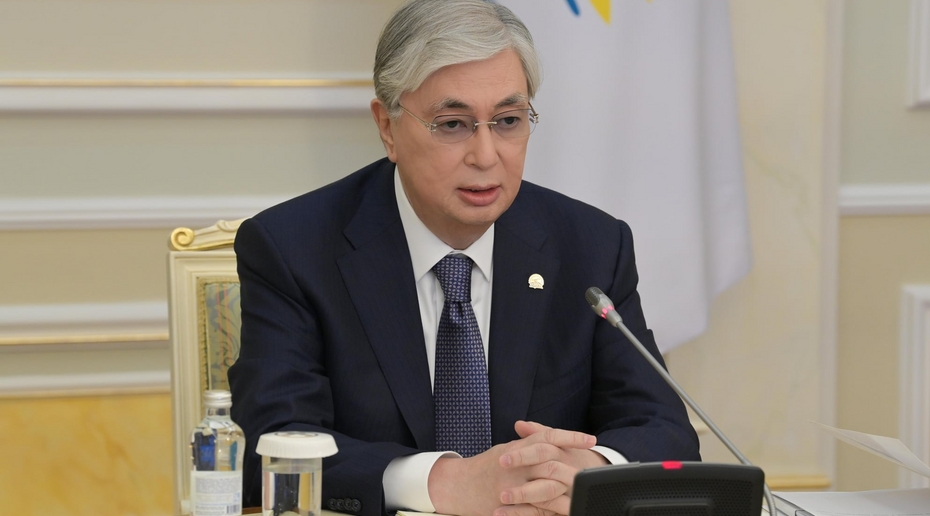 Глава Казахстана назначил досрочные президентские выборы