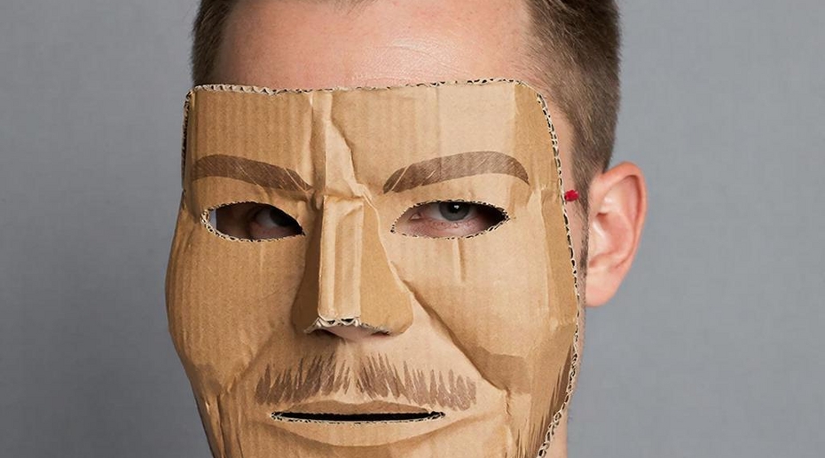 Сергей Безруков вступает в бой за своё лицо: актёр подал иск