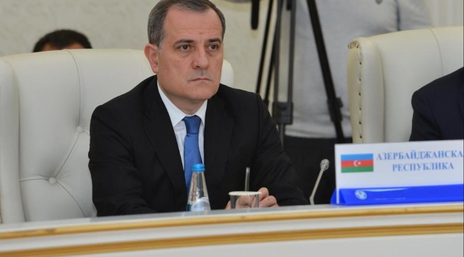 Глава МИД Азербайджана: Баку передал Еревану элементы мирного договора