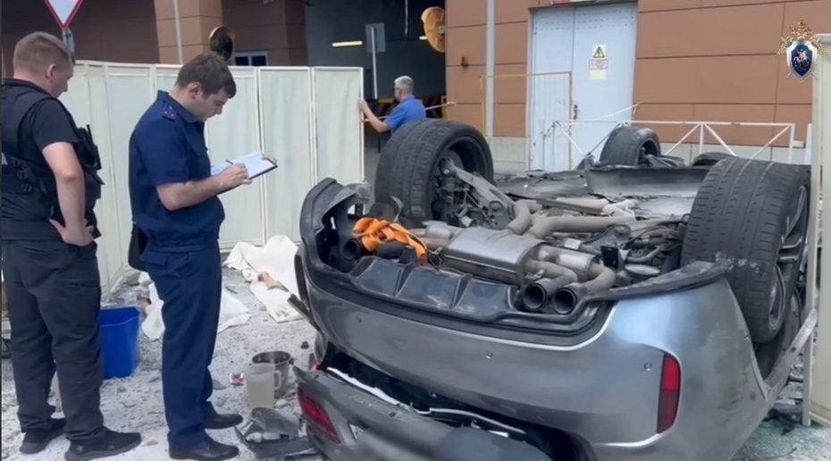 Появились новые подробности в деле о вылетевшей с парковки в Краснодаре BMW