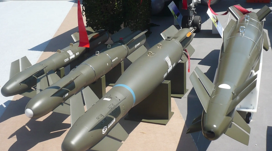 Эксперт рассказал, откуда у Киева собственные корректируемые авиабомбы