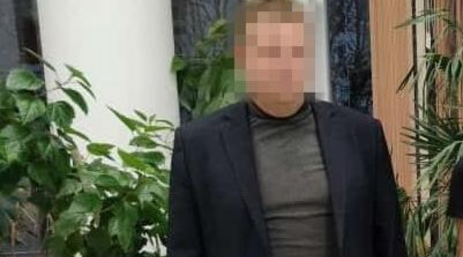 Подражал советскому маньяку: педагог по балалайке на Урале душил детей пакетом