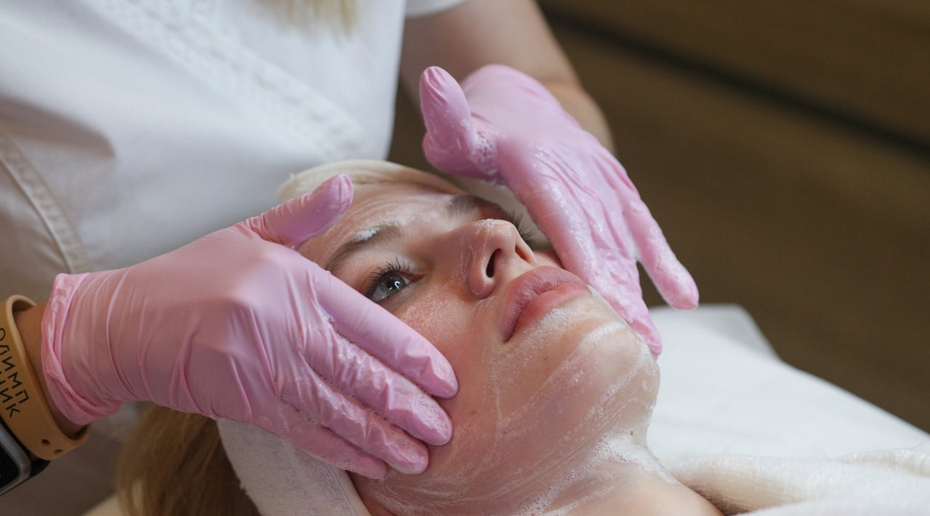 Молодость и естественная красота: советы от косметолога