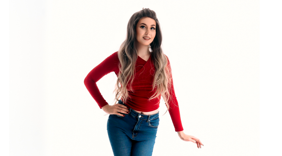 От бунтарки к леди: дочь певицы Глюкозы радикально сменила имидж