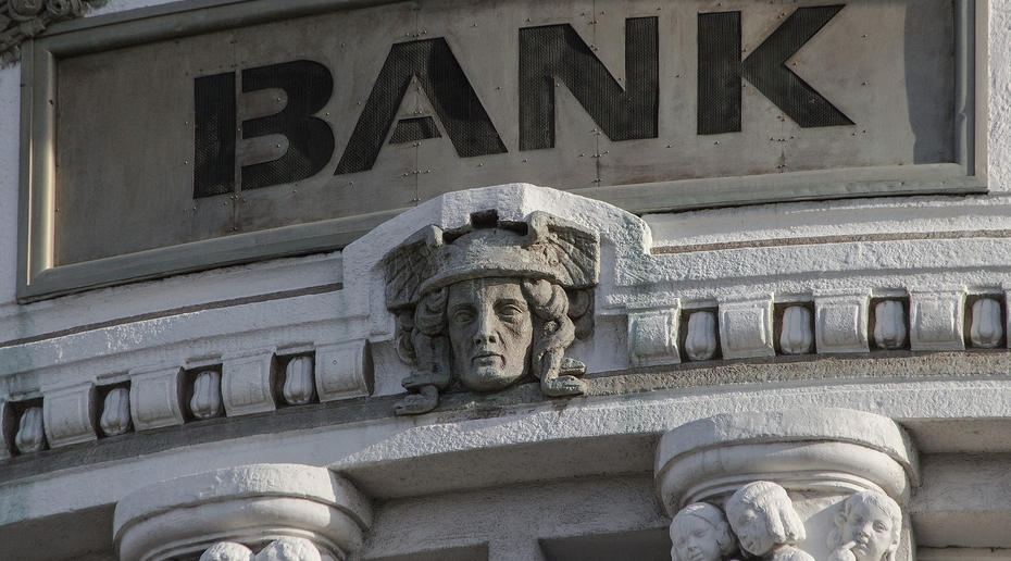 Банки перестали принимать платежи из россии