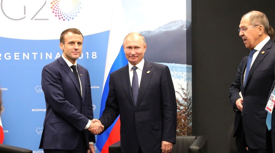 Путин и Макрон обсудили Сирию и выборы на Украине