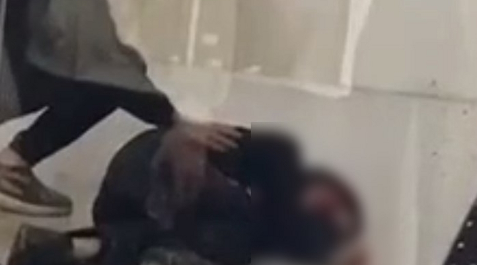 Выбило пять зубов: мальчик провалился сквозь пол в подмосковном ТЦ