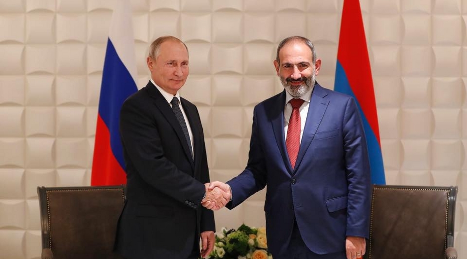 Дружба против России: зачем ЕС и Франции посылать миротворцев в Армению