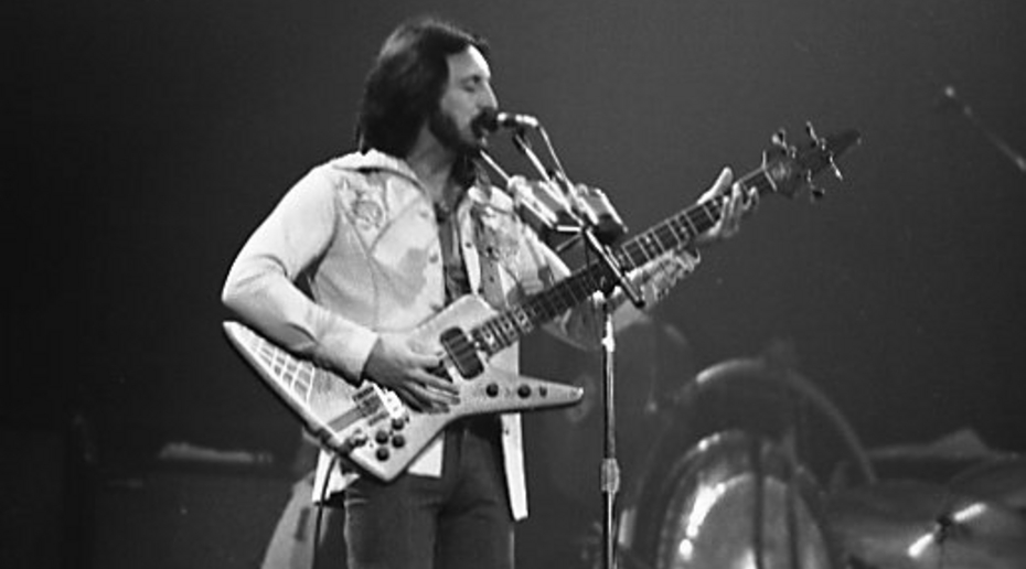 By Jean-Luc - originally posted to Flickr as John Entwisle, CC BY-SA 2.0