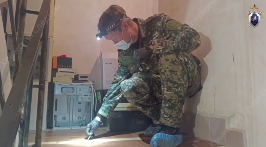 Один погиб, двое ранены: россиянин набросился с топориком на родственников