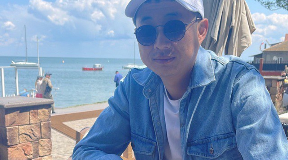 В России появился свой Джон Уик: таксист в одиночку раскидал агрессивную толпу